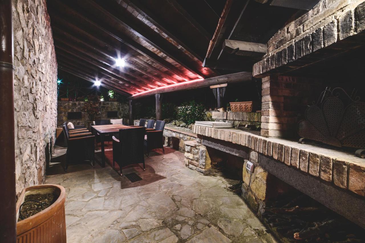 Villa Bog - Villa Con Piscina E Campo Da Tennis Piegaro  Екстериор снимка